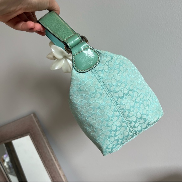 COACH Signature Cyan Aqua Baguette dream Hobo Shoulder Bag SoHo Hampton Handbag - Picture 4 of 9